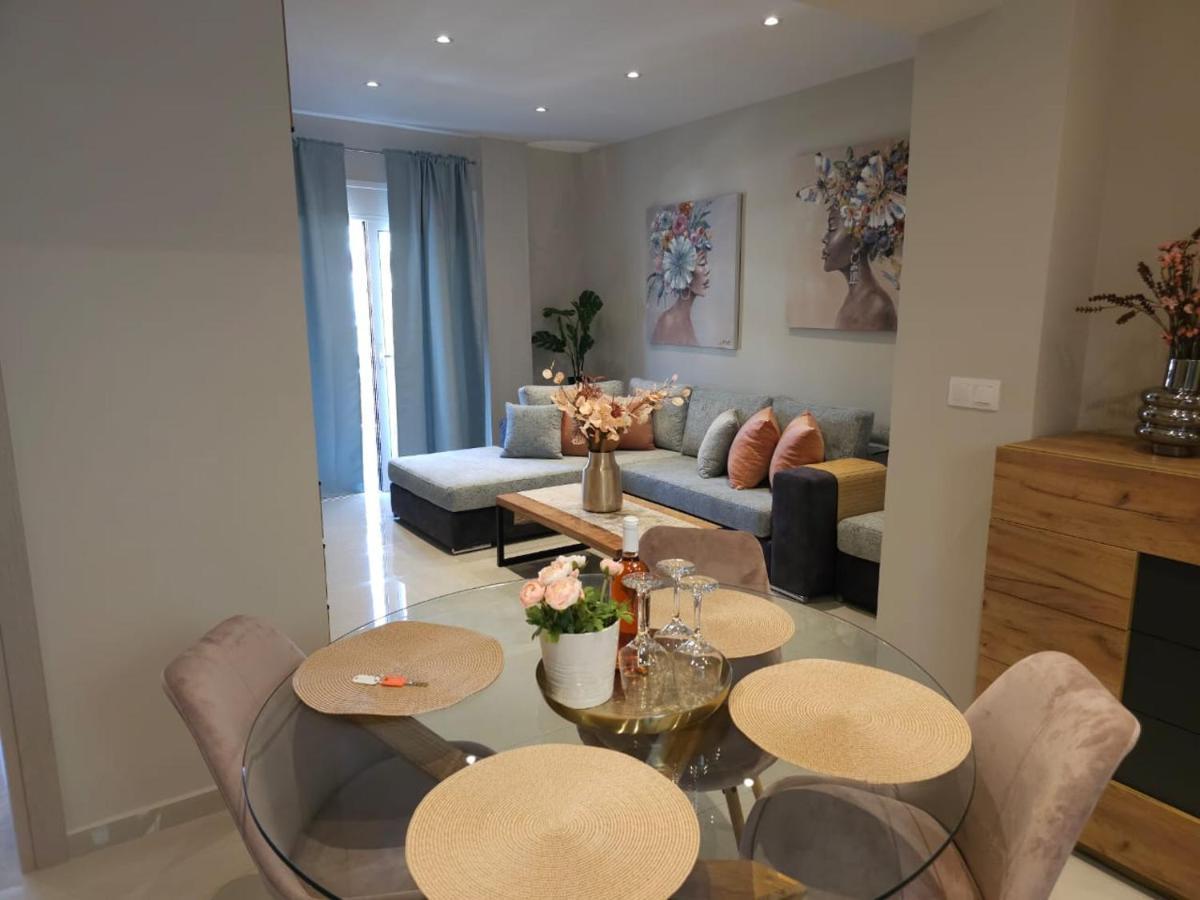 Agora Luxury Apartment 3 Loutraki  Ngoại thất bức ảnh